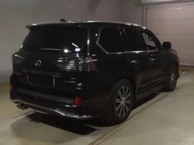 Lexus LX