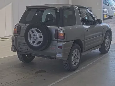 Toyota RAV4  с аукциона в Японии