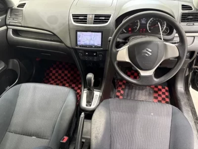 Suzuki SWIFT  с аукциона в Японии