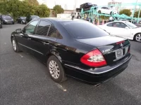 Mercedes-Benz E CLASS лот № 1 оценка 4  с аукциона в Японии 4
