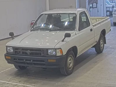 Toyota HILUX  с аукциона в Японии