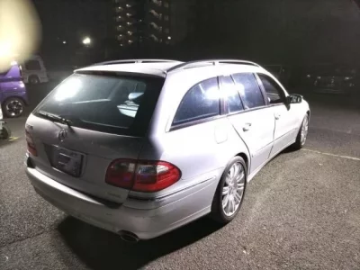 Mercedes-Benz E CLASS WAGON