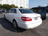 Mercedes-Benz E CLASS лот № 12 оценка 3.5  с аукциона в Японии 4