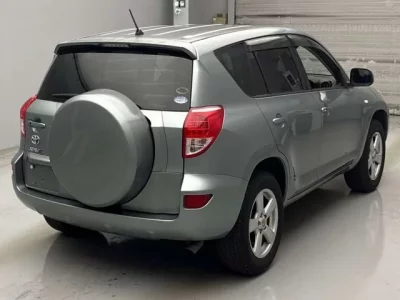 Toyota RAV4  с аукциона в Японии