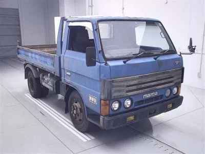 Mazda TITAN  с аукциона в Японии