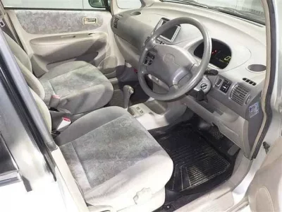 Toyota COROLLA SPACIO