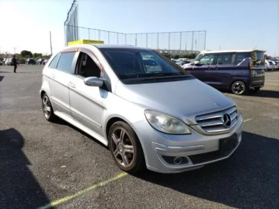 Mercedes-Benz B CLASS  с аукциона в Японии