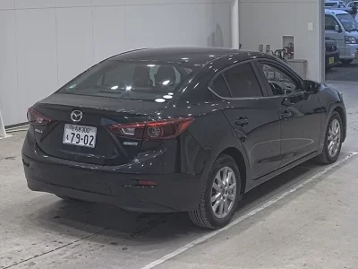 Mazda AXELA  с аукциона в Японии