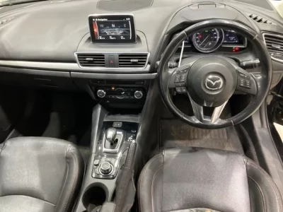 Mazda AXELA  с аукциона в Японии