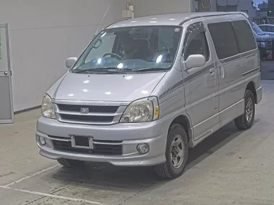 Toyota HIACE REGIUS