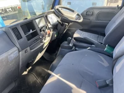 Mazda TITAN  с аукциона в Японии