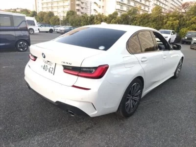 BMW 3-Series  с аукциона в Японии