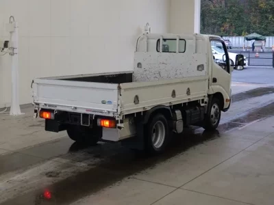 Hino DUTRO  с аукциона в Японии