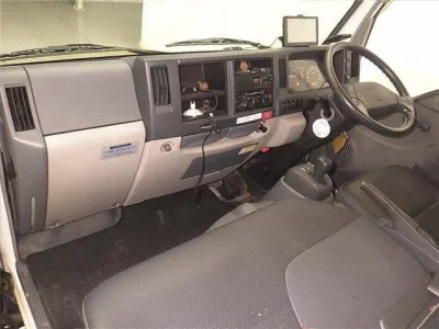 Isuzu ELF  с аукциона в Японии