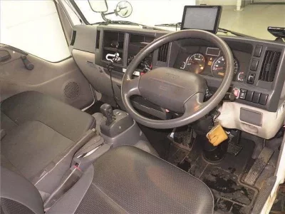 Isuzu ELF  с аукциона в Японии