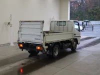 Mitsubishi CANTER лот № 1209 оценка 3  с аукциона в Японии 1