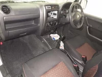 Suzuki JIMNY лот № 70041 оценка 4  с аукциона в Японии 3