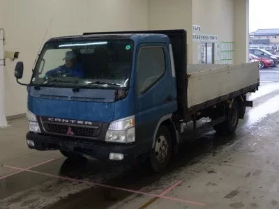 Mitsubishi CANTER  с аукциона в Японии