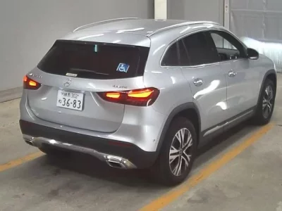 Mercedes-Benz GLA CLASS  с аукциона в Японии