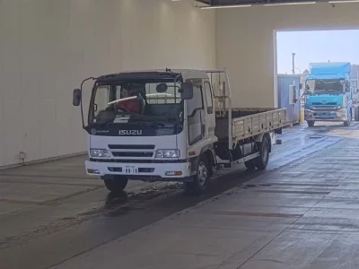 Isuzu FORWARD  с аукциона в Японии