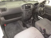 Toyota SUCCEED лот № 70082 оценка 3.5  с аукциона в Японии 3