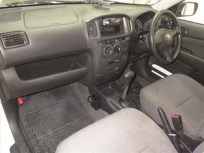 Toyota SUCCEED  с аукциона в Японии