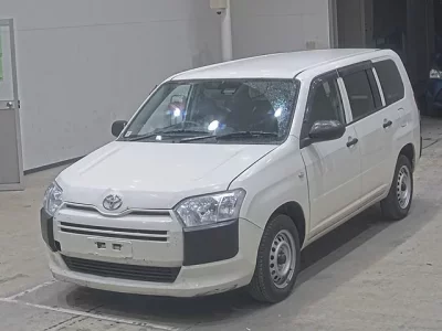 Toyota PROBOX  с аукциона в Японии