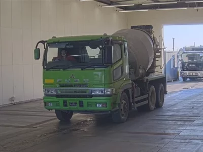 Mitsubishi SUPER GREAT  с аукциона в Японии