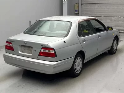 Nissan BLUEBIRD