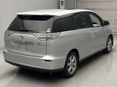 Toyota ESTIMA HYBRID  с аукциона в Японии