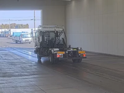 Isuzu FORWARD  с аукциона в Японии