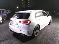 Mercedes-Benz AMG лот № 354 оценка 4.5  с аукциона в Японии 1