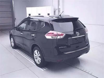 Nissan X-TRAIL  с аукциона в Японии