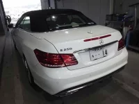 Mercedes-Benz E CLASS лот № 6030 оценка 4  с аукциона в Японии 4