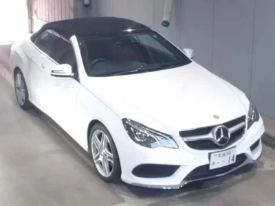Mercedes-Benz E CLASS  с аукциона в Японии