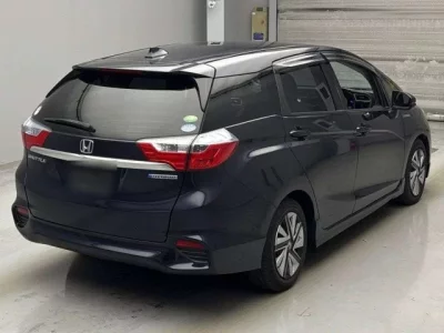 Honda SHUTTLE  с аукциона в Японии