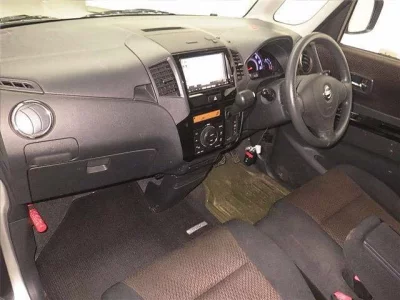 Nissan ROOX  с аукциона в Японии