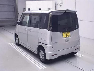 Nissan ROOX  с аукциона в Японии