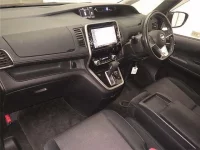 Nissan SERENA лот № 70153 оценка 3.5  с аукциона в Японии 3