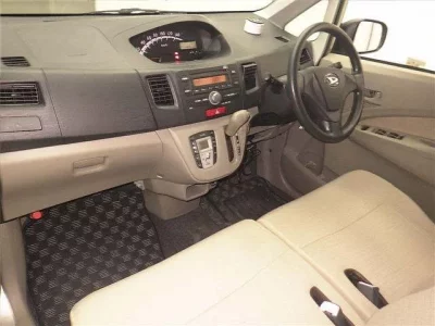 Daihatsu MOVE  с аукциона в Японии