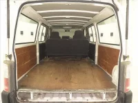 Nissan CARAVAN VAN лот № 70157 оценка R  с аукциона в Японии 6