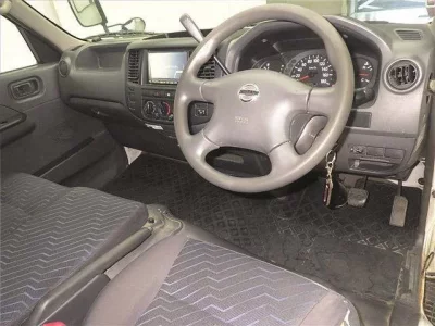 Nissan CARAVAN VAN  с аукциона в Японии