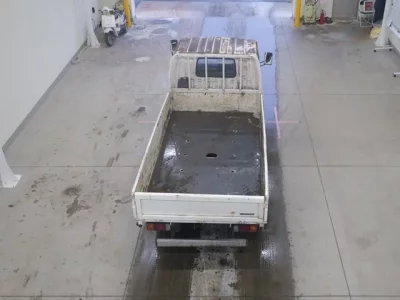 Mazda TITAN  с аукциона в Японии