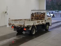 Isuzu ELF лот № 1271 оценка 3.5  с аукциона в Японии 1