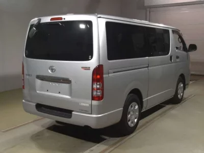 Toyota HIACE VAN  с аукциона в Японии
