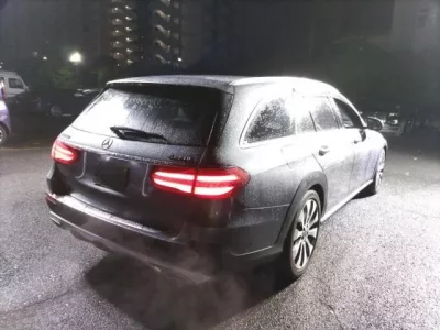 Mercedes-Benz E CLASS WAGON