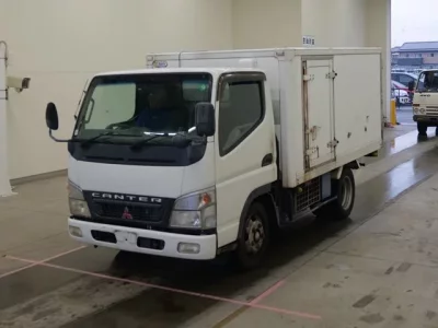 Mitsubishi CANTER  с аукциона в Японии