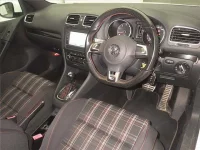 Volkswagen GOLF лот № 70171 оценка 4  с аукциона в Японии 2