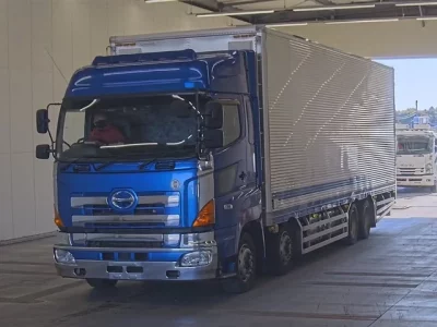Hino PROFIA  с аукциона в Японии