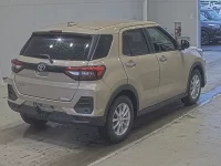 Toyota RAIZE лот № 20367 оценка RB  с аукциона в Японии 1